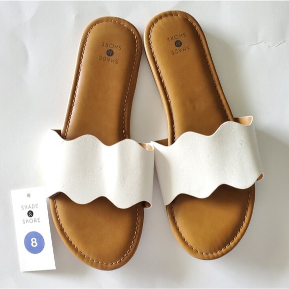 Women's Kate Scalloped White Slide Sandals 8 - Picture 2 of 4